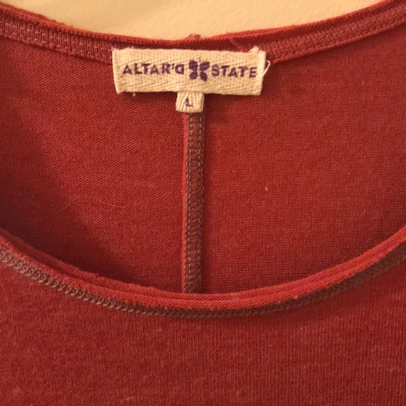 Altar’’s State Sweater - Picture 2 of 4